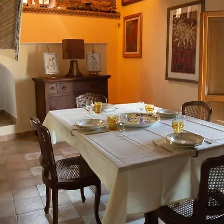 Italianway - IV Novembre 14 * Posada (Sardinia)